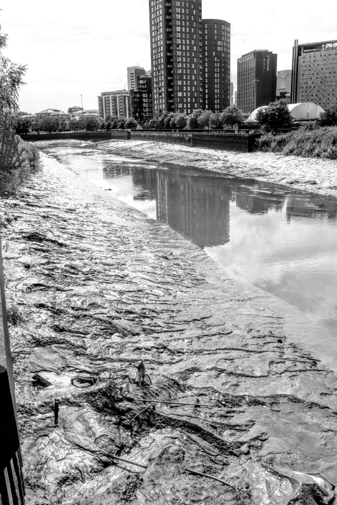 Coddiwompling along the Thames #008 –&nbsp;Leamouth